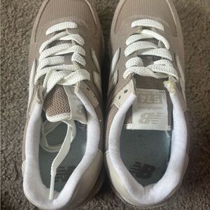 New Balance 574 Tan and White Sneakers